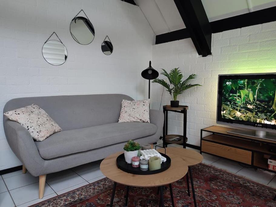 Vrijstaande Recreatiebungalow Met Slaapvide Posterholt Екстер'єр фото