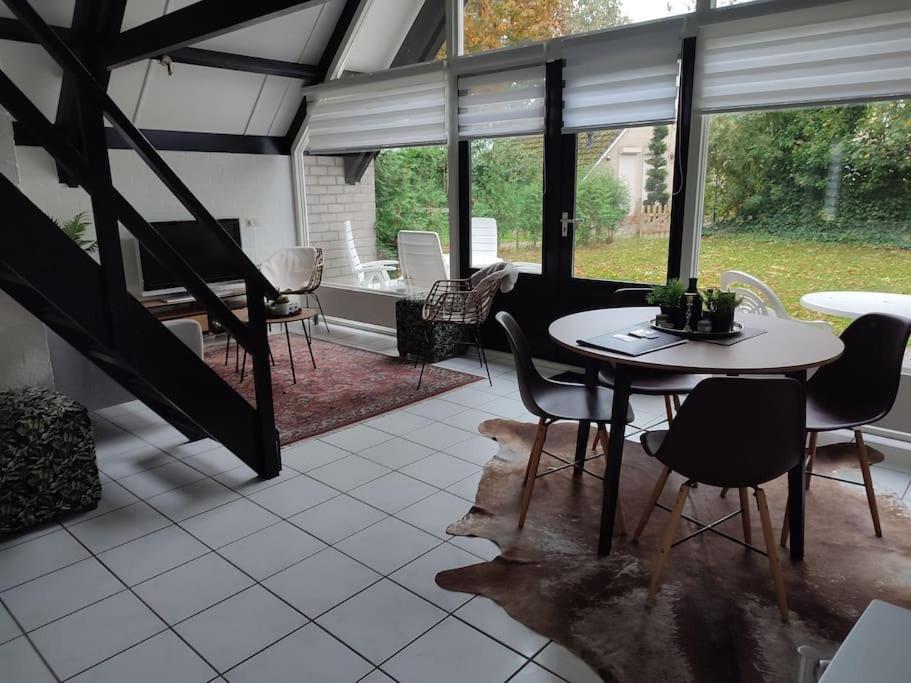 Vrijstaande Recreatiebungalow Met Slaapvide Posterholt Екстер'єр фото